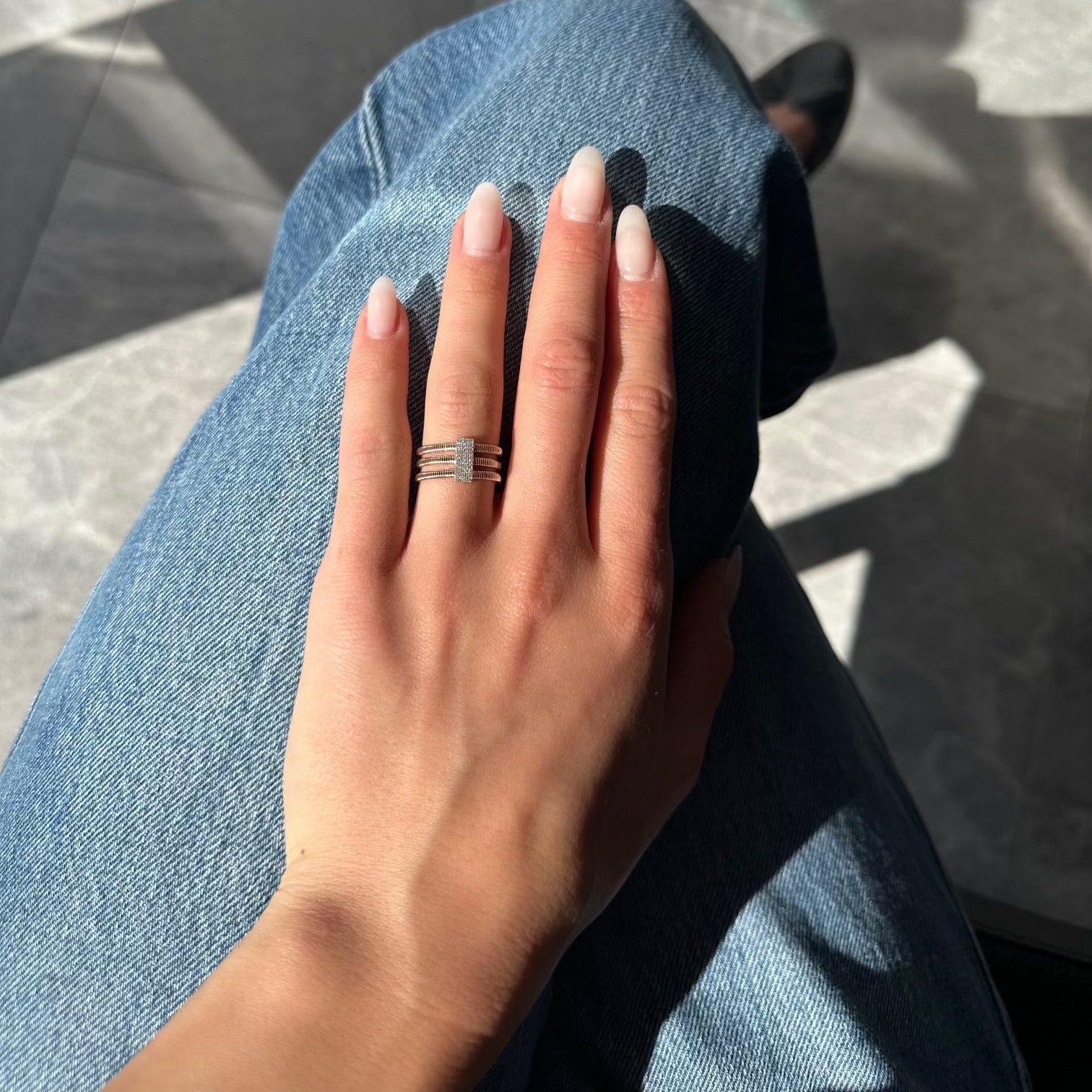 3 ROW RIDGED DIAMOND RING