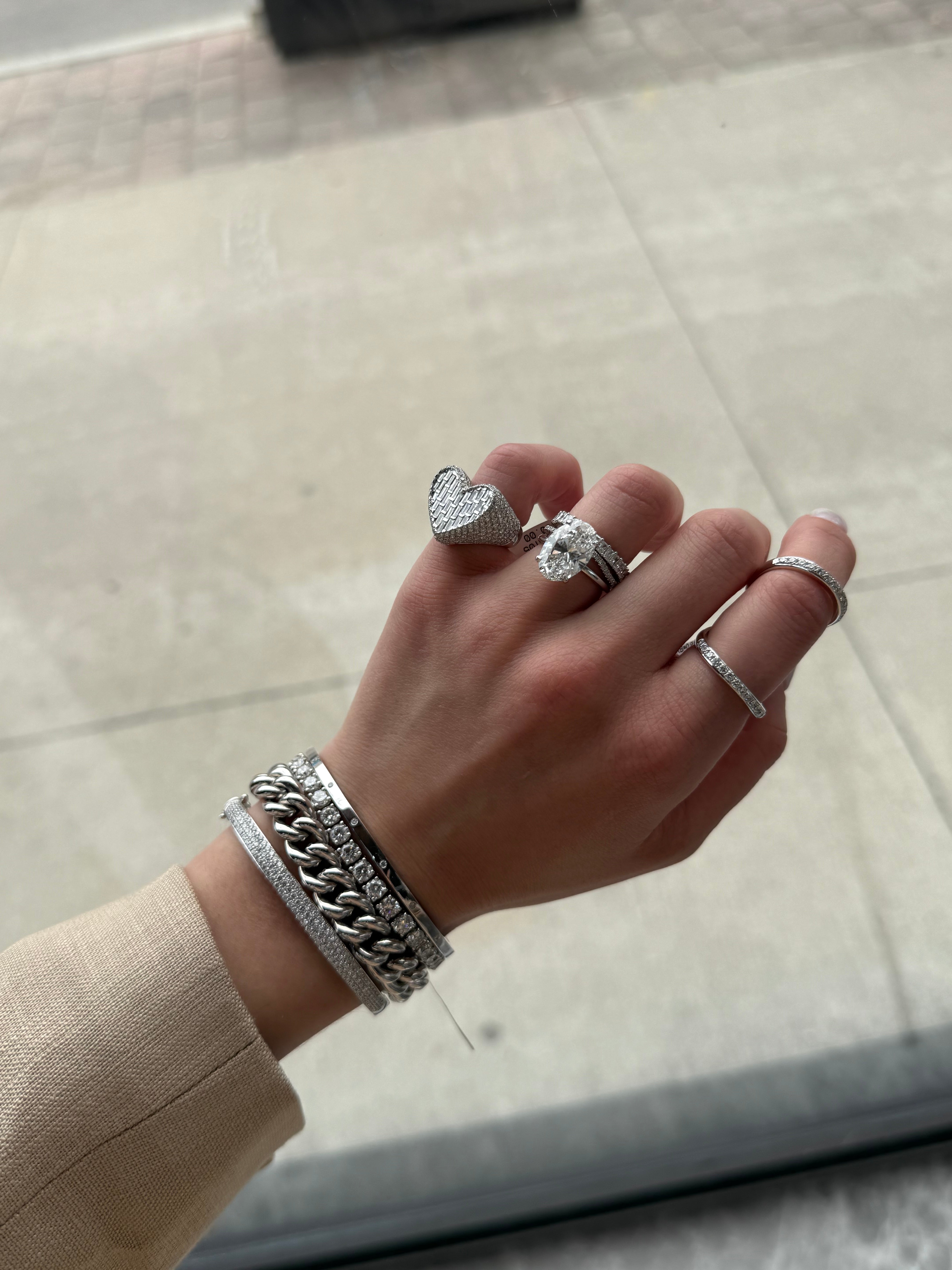 DIAMOND HEART RING