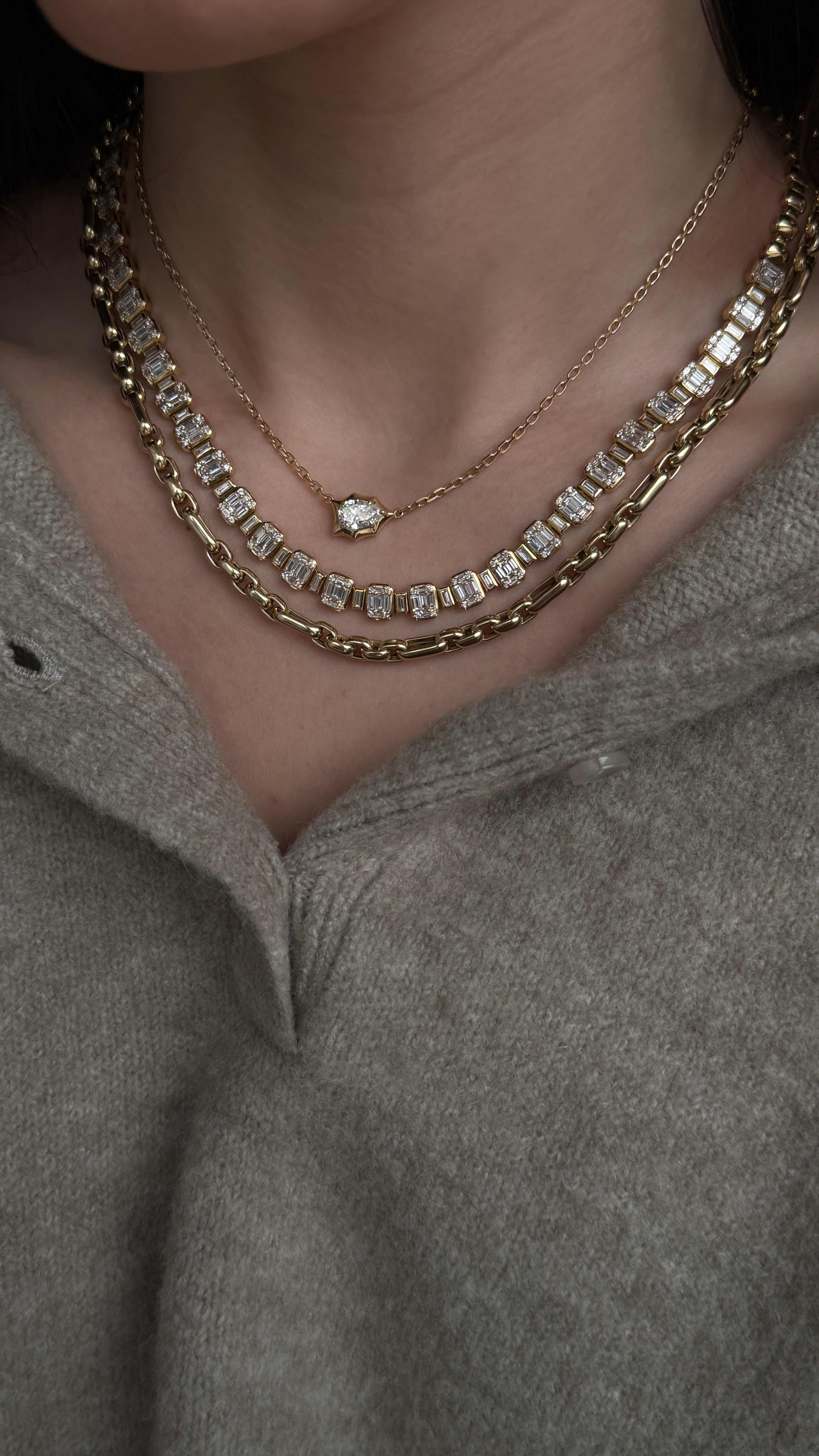 LAB PEAR SHAPED DIAMOND NECKLACE