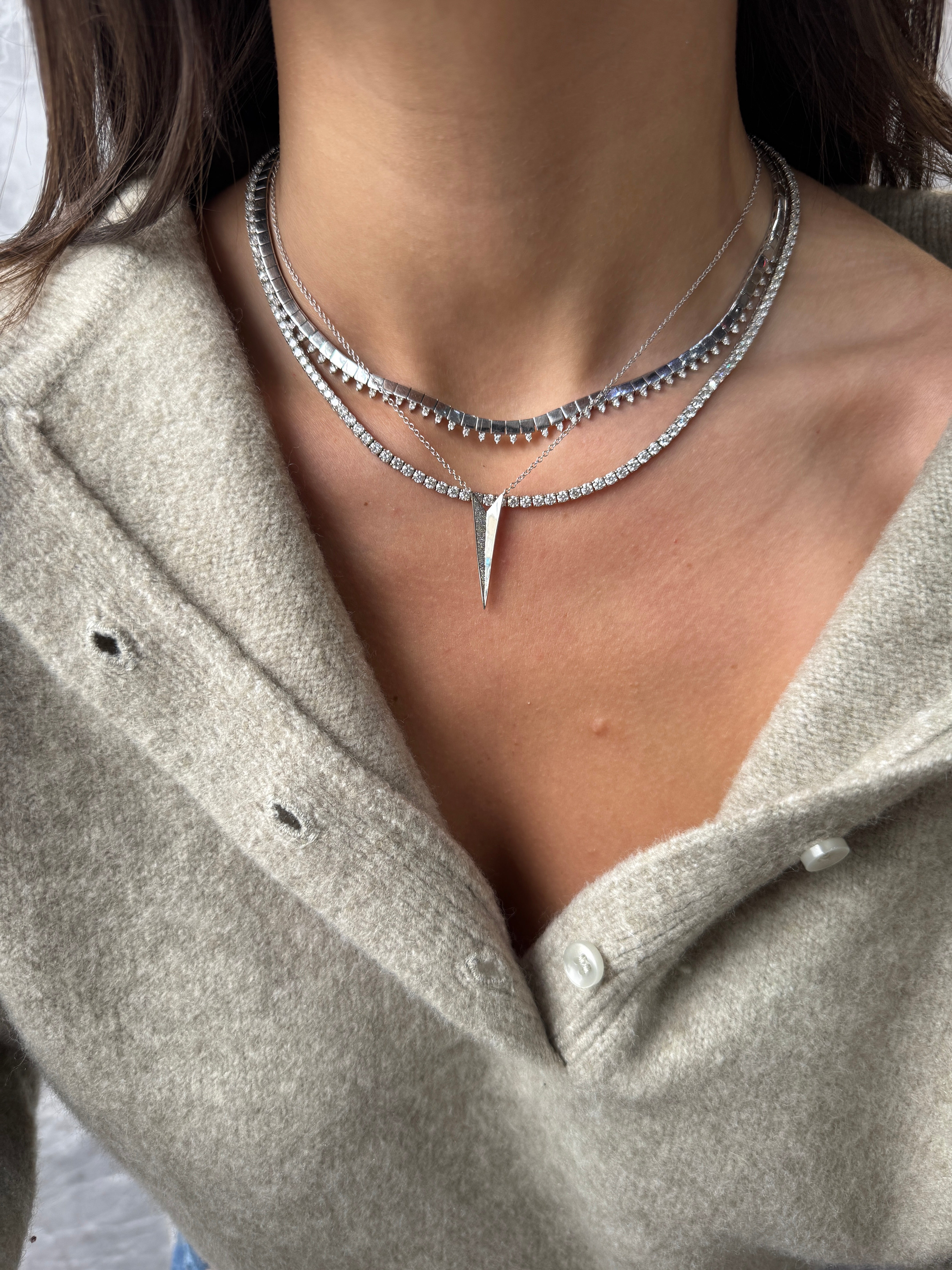 DIAMOND ARROW NECKLACE