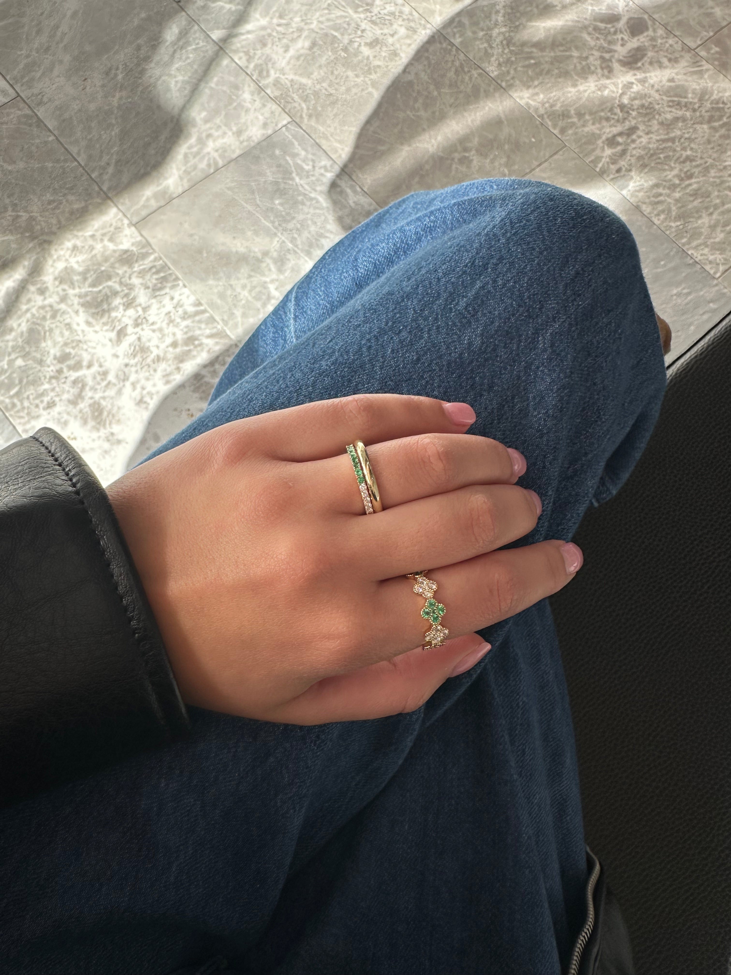 EMERALD & DIAMOND CLOVER RING