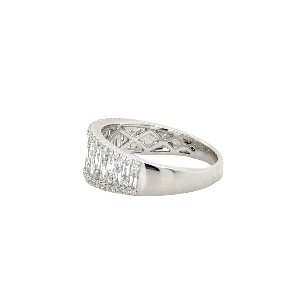 BAGUETTE DIAMOND RING