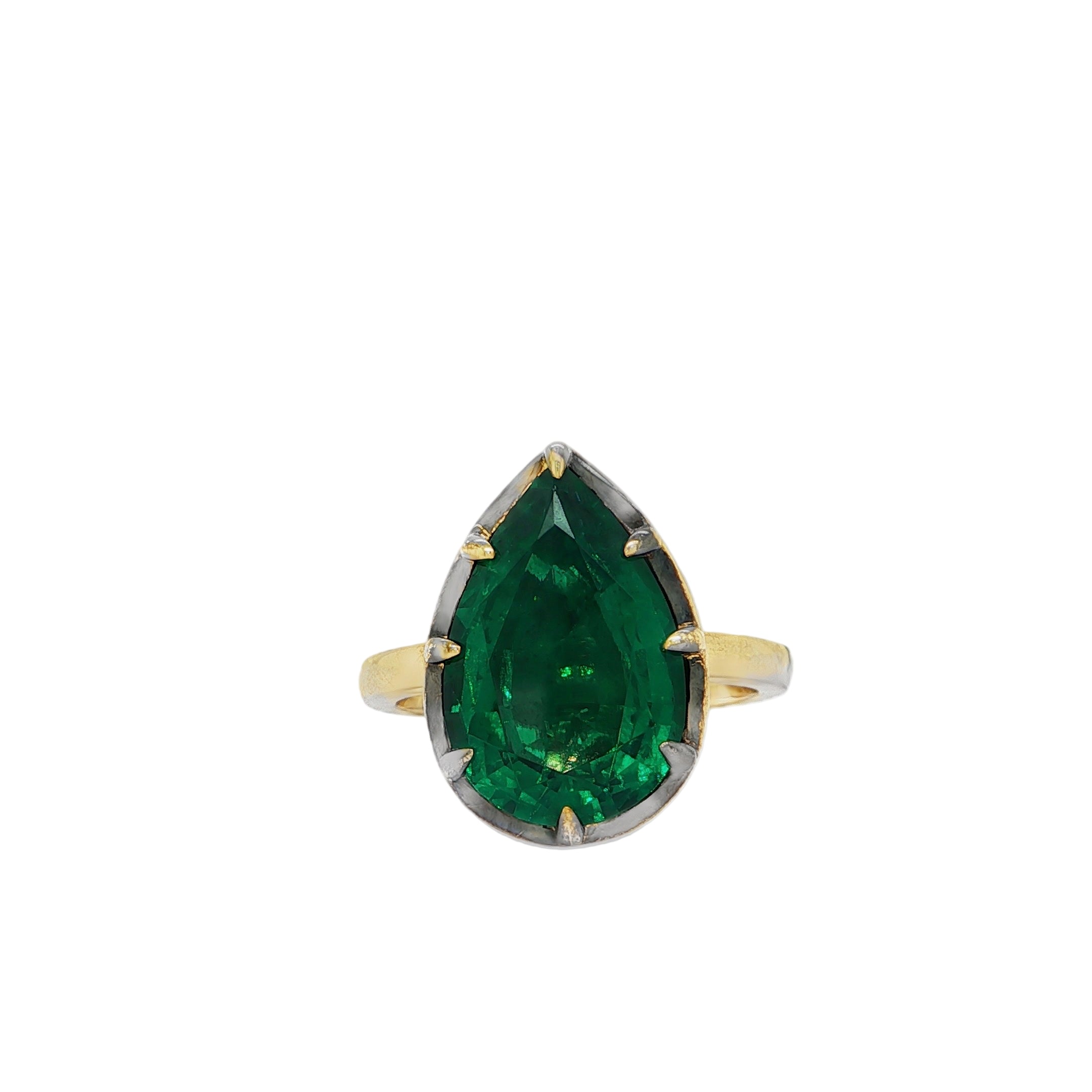 Lab Grown Emerald Pear Shaped Ring