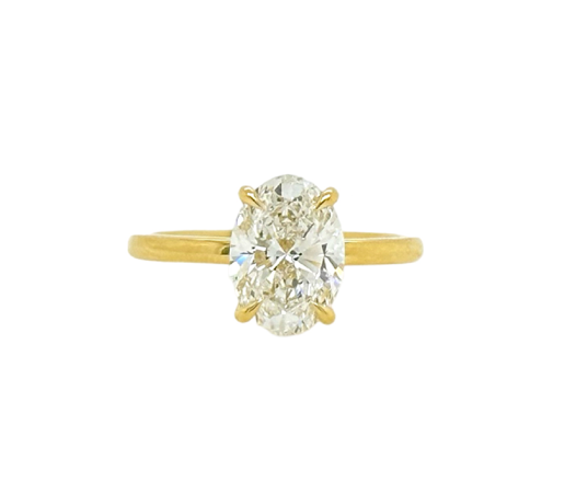 OVAL DIAMOND RING
