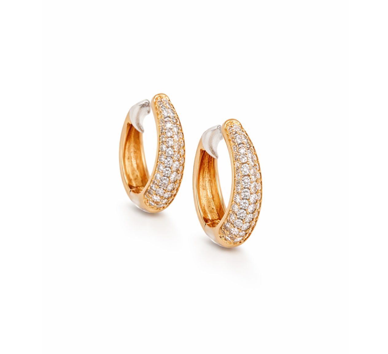 DIAMOND PAVÉ HUGGIES