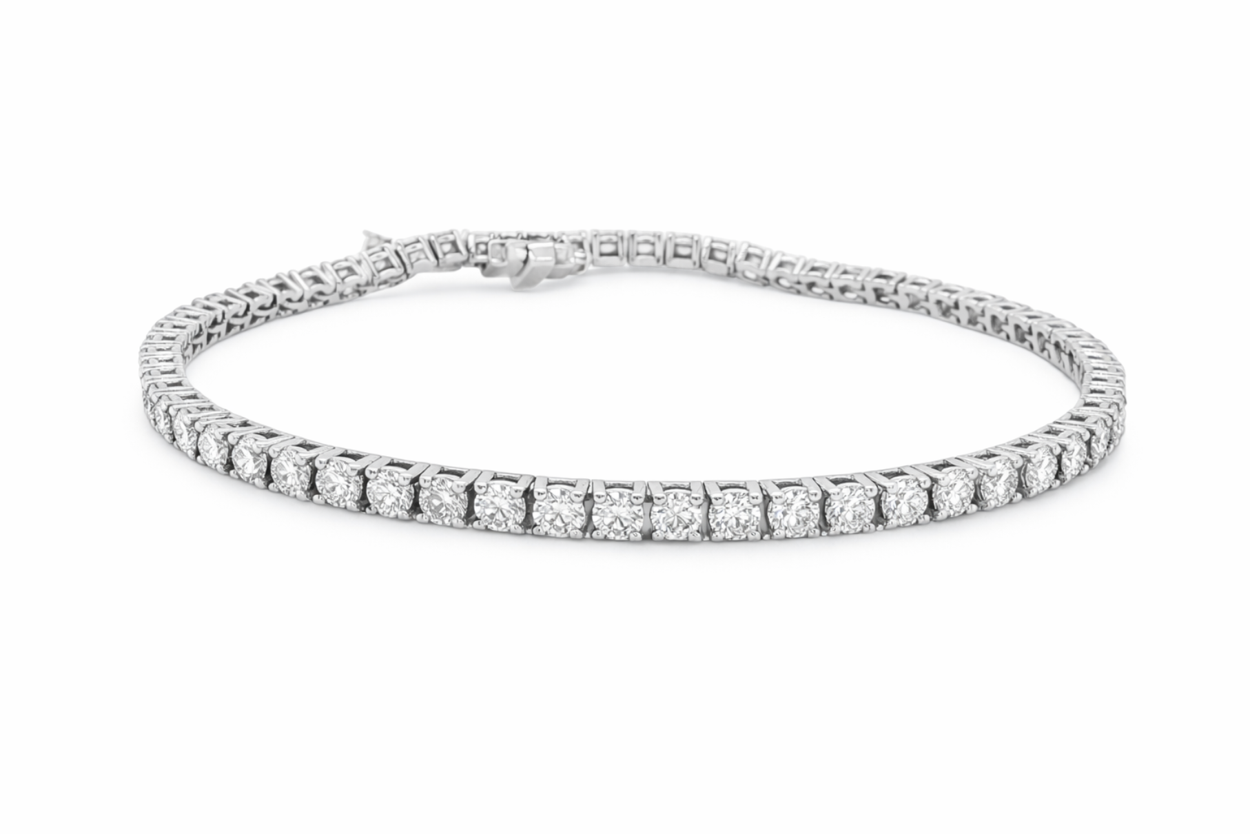 DIAMOND TENNIS BRACELET