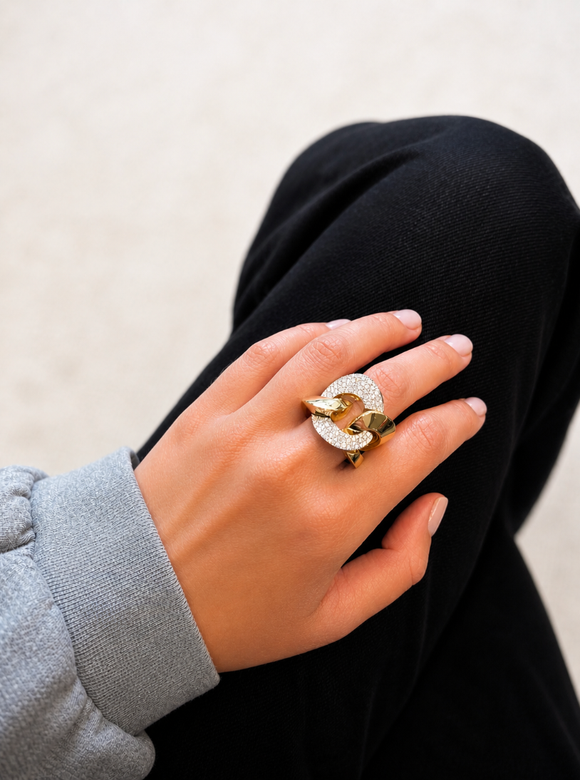 CHUNKY DIAMOND KNOT RING