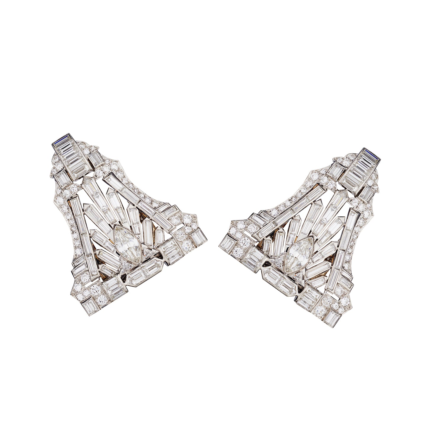 VINTAGE PLATINUM AND DIAMOND COLLAR CLIPS