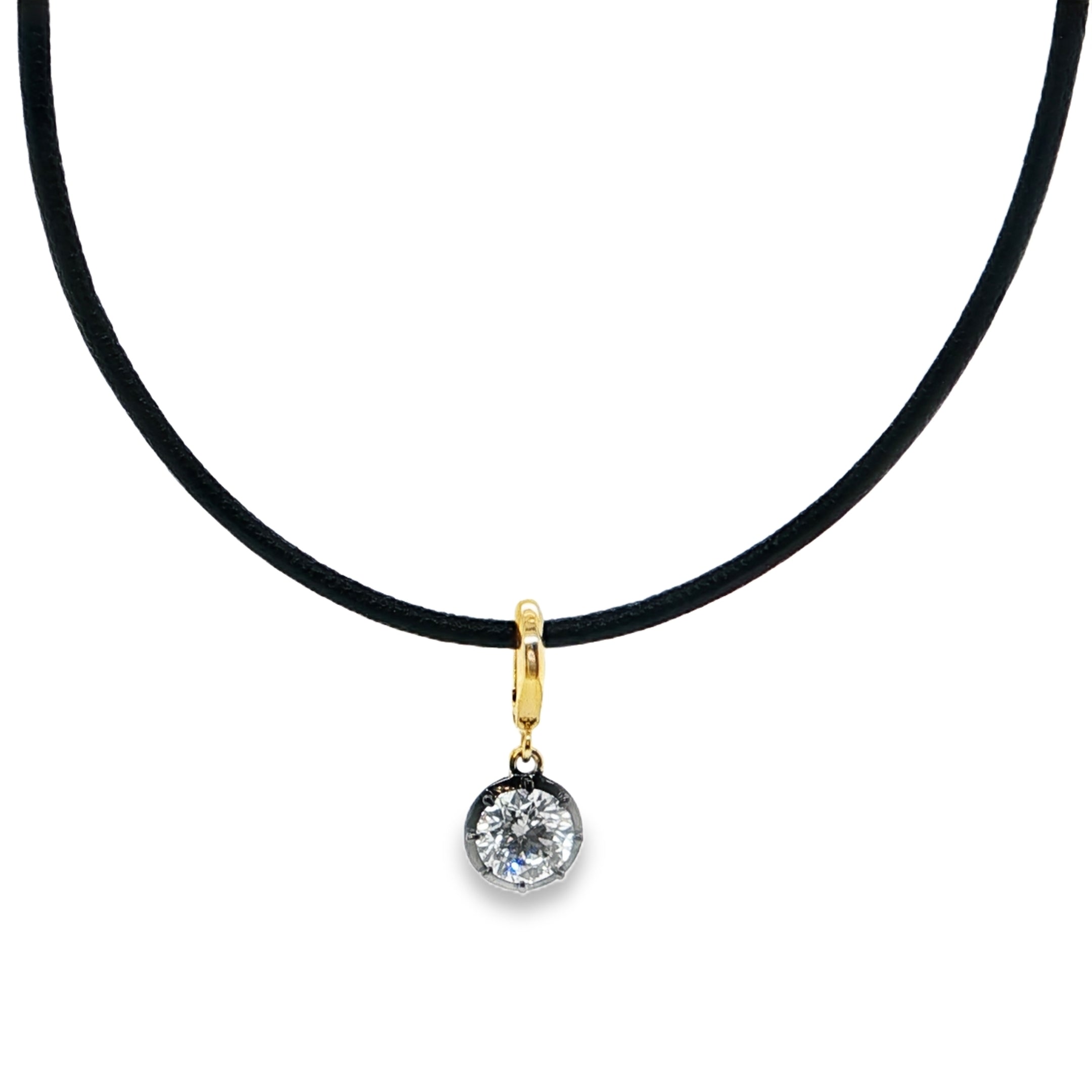 LAB DIAMOND ROUND CUT CHARM