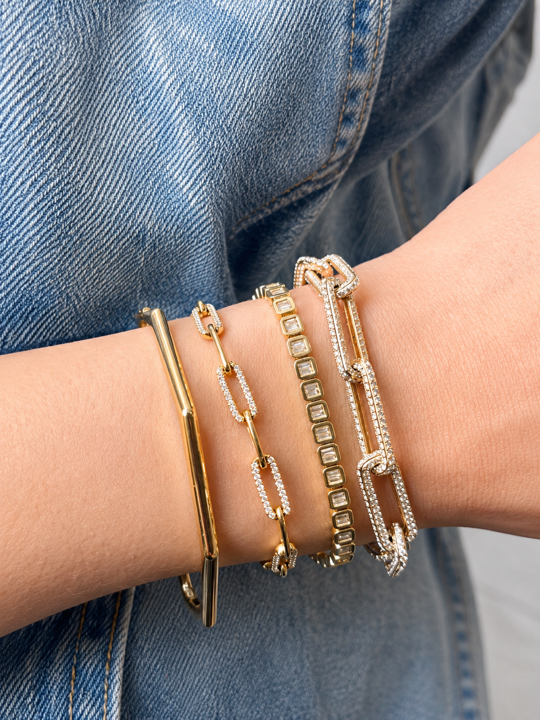 DIAMOND PAPERCLIP BRACELET