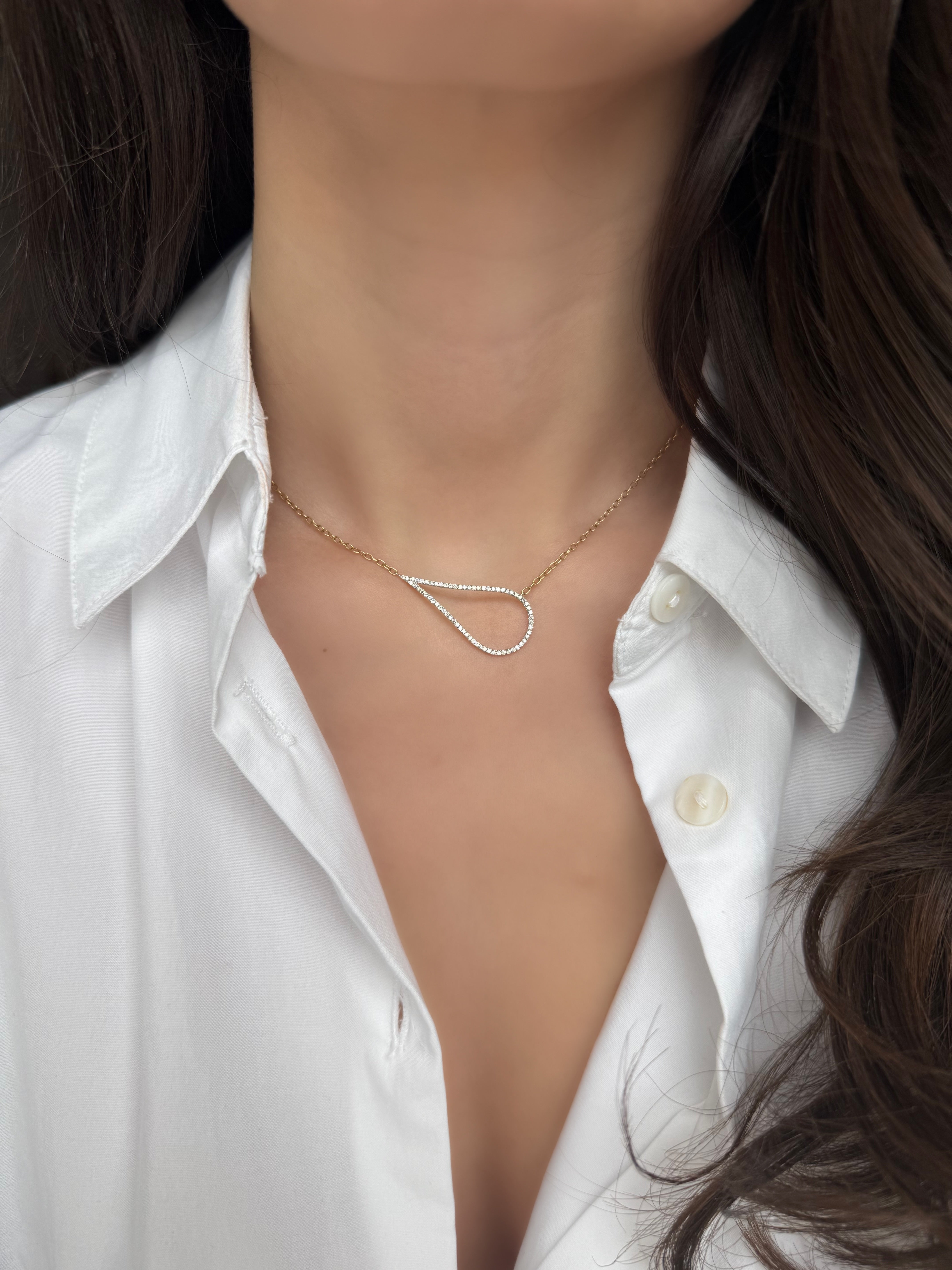 DIAMOND TEARDROP NECKLACE