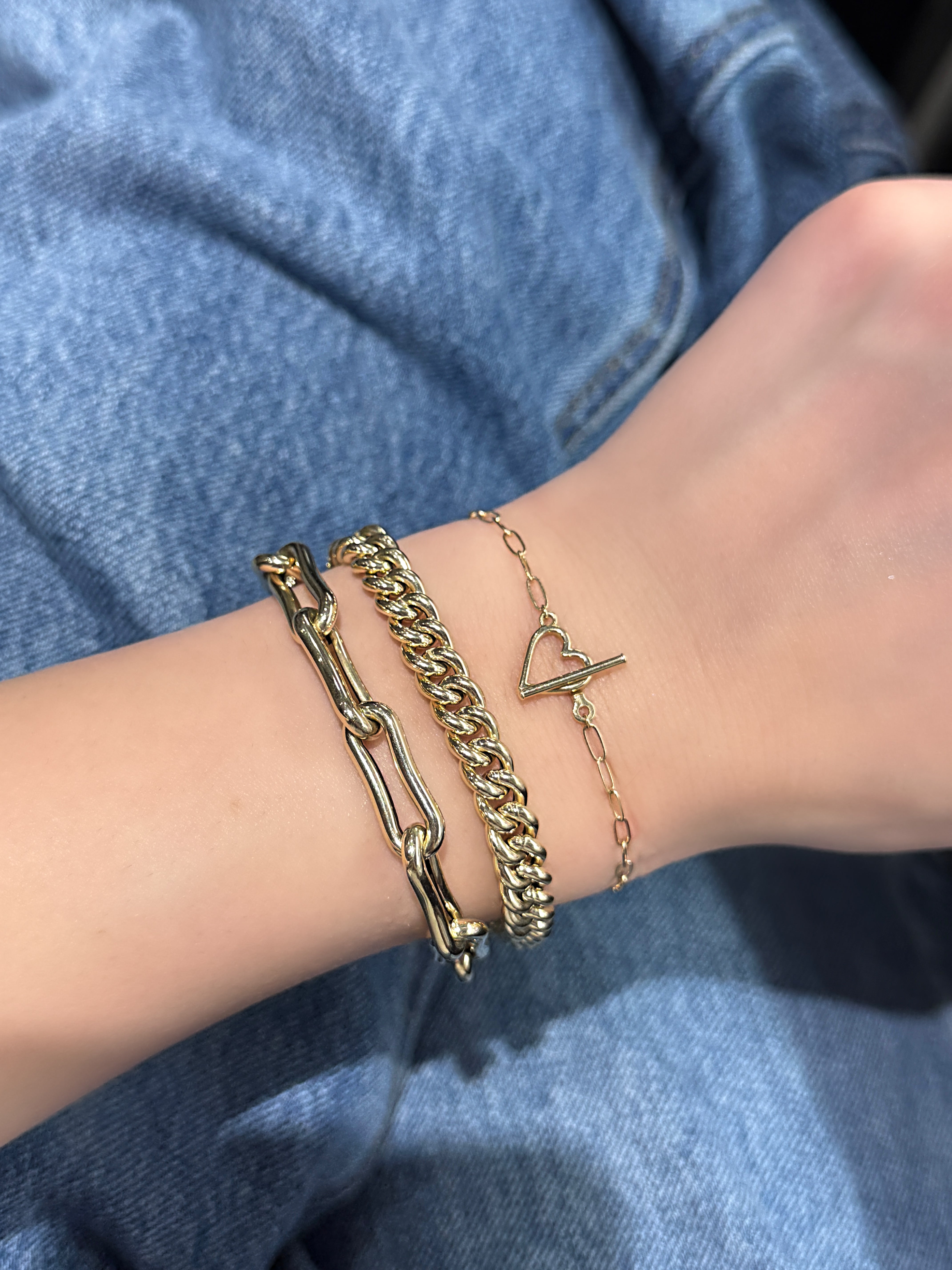 PAPERCLIP HEART TOGGLE CLASP BRACELET