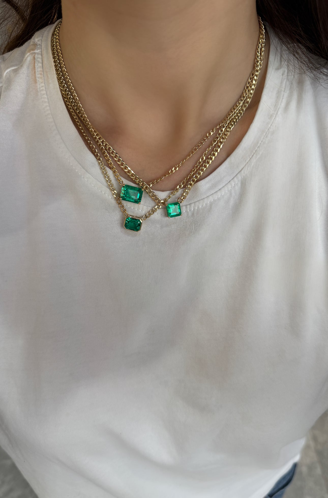 LAB BEZEL SET EMERALD NECKLACE