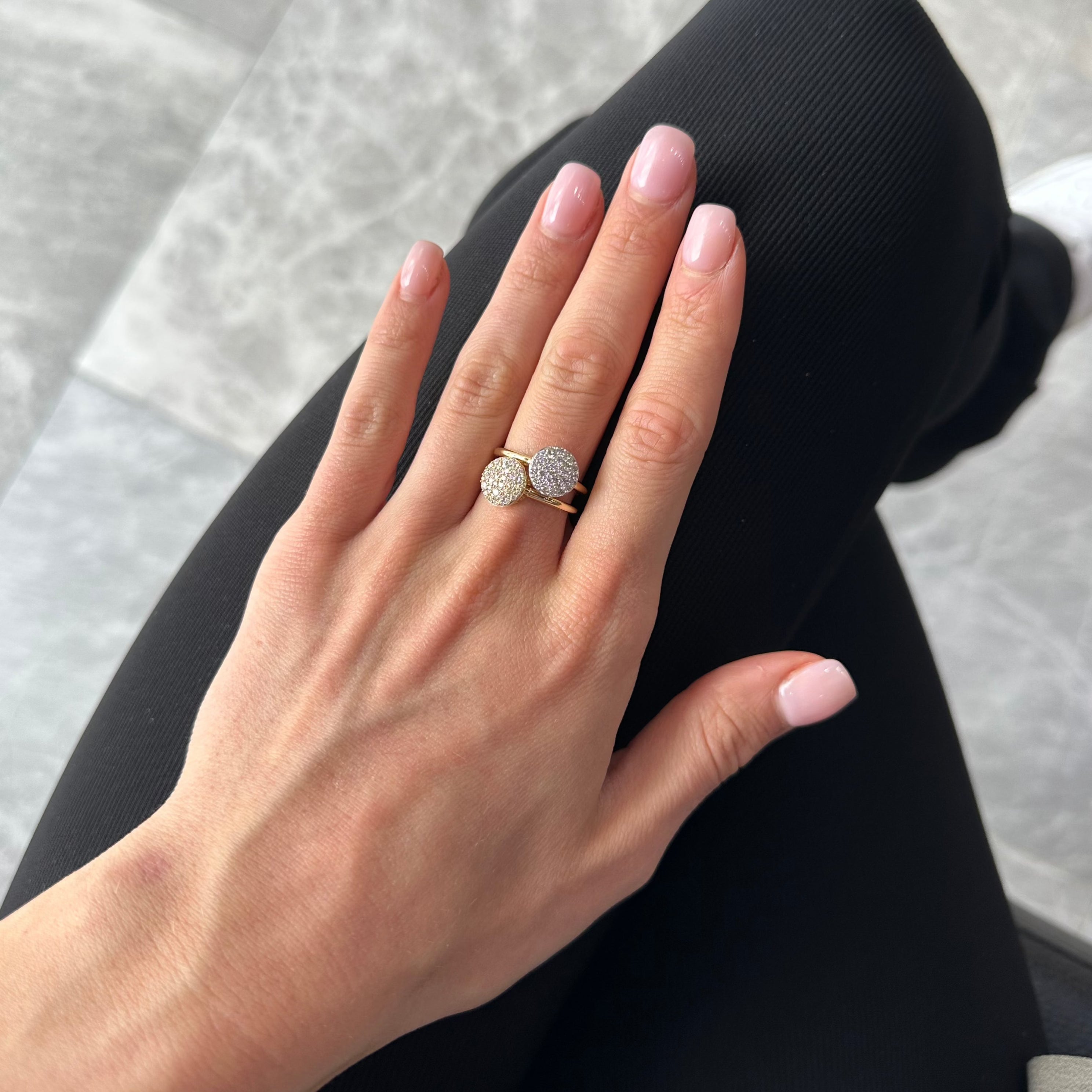 PAVÉ CIRCLE RING