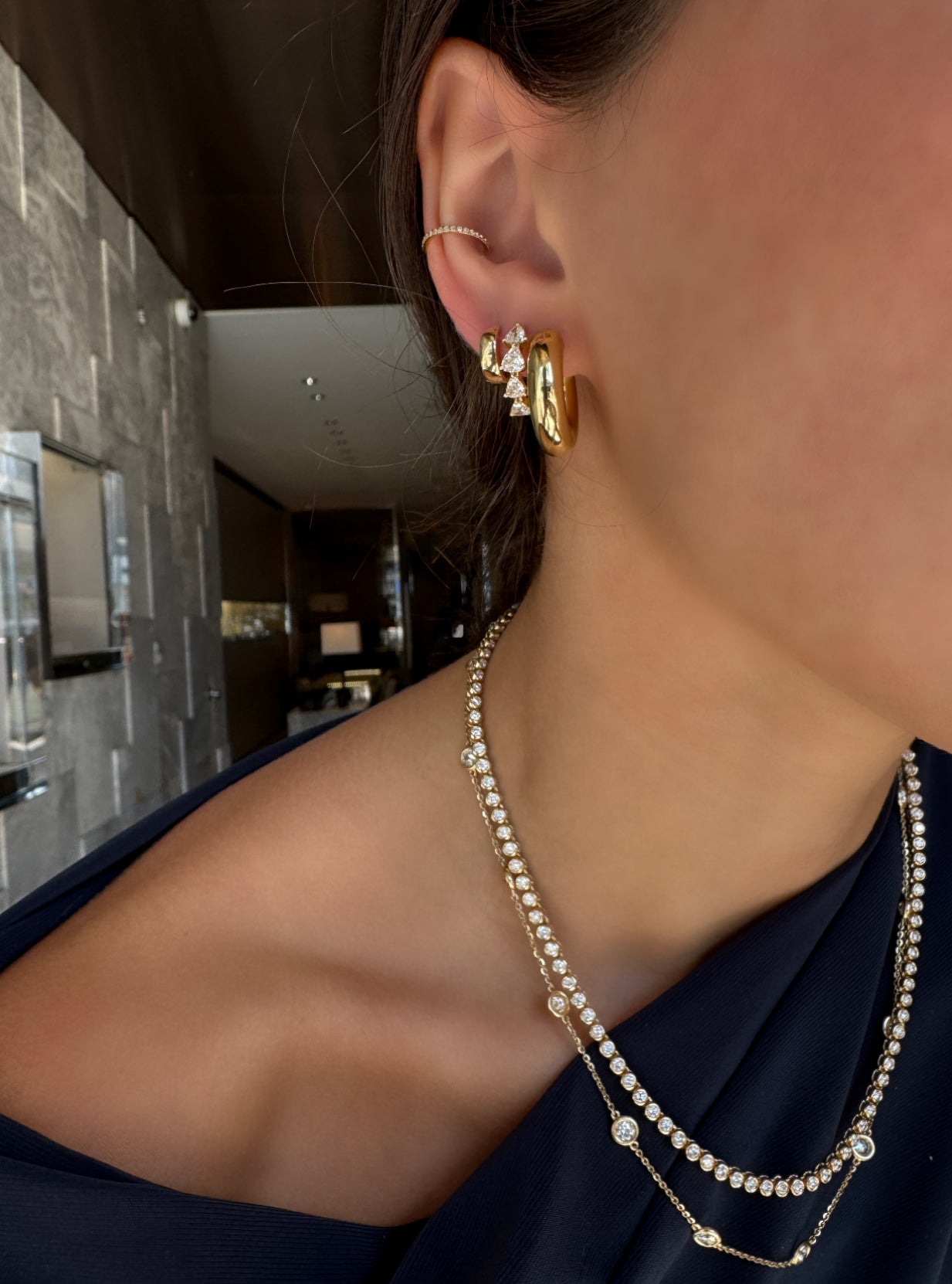 TRIANGLE DIAMOND HUGGIES