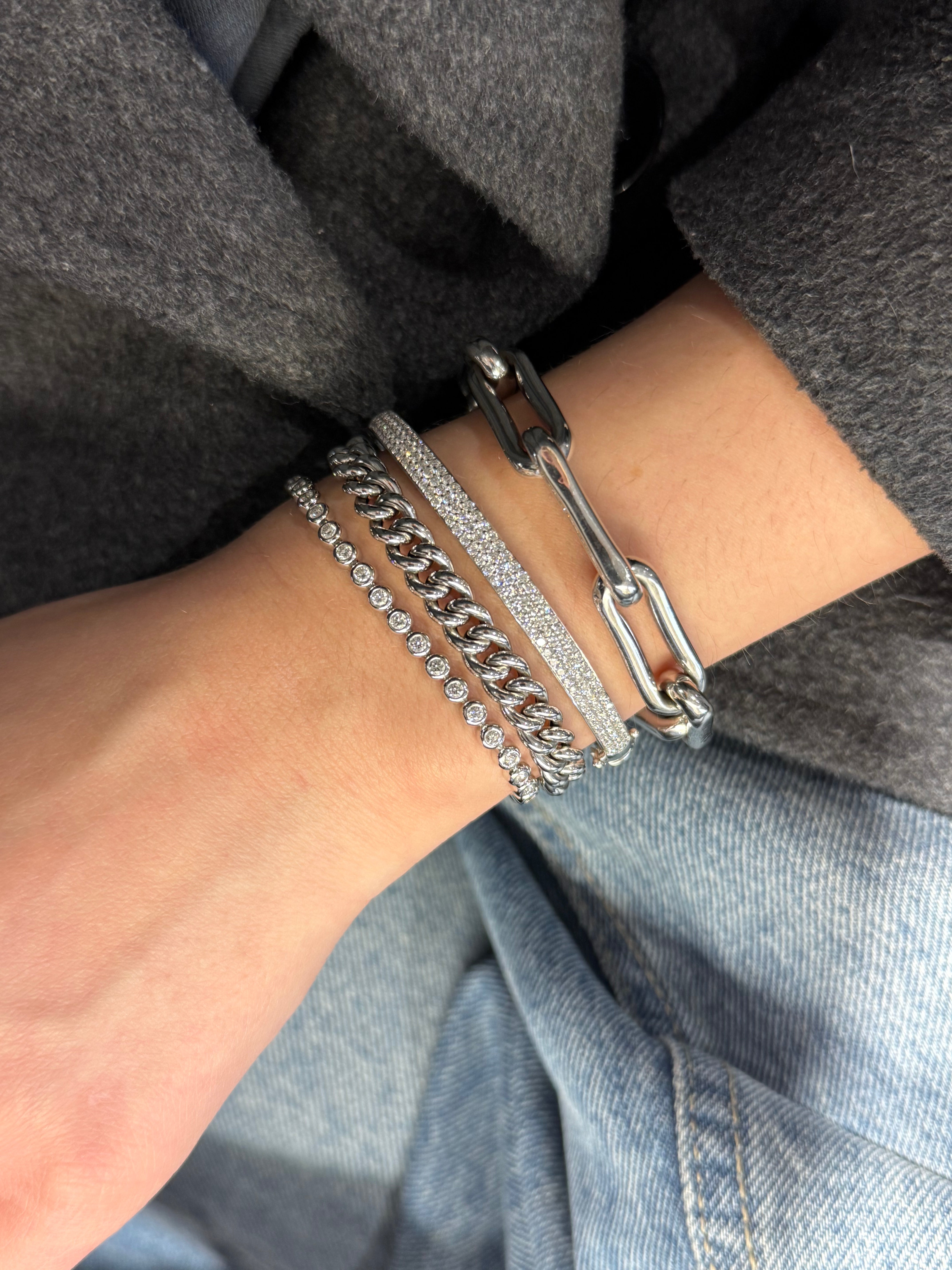 DIAMOND BEZEL SET BRACELET
