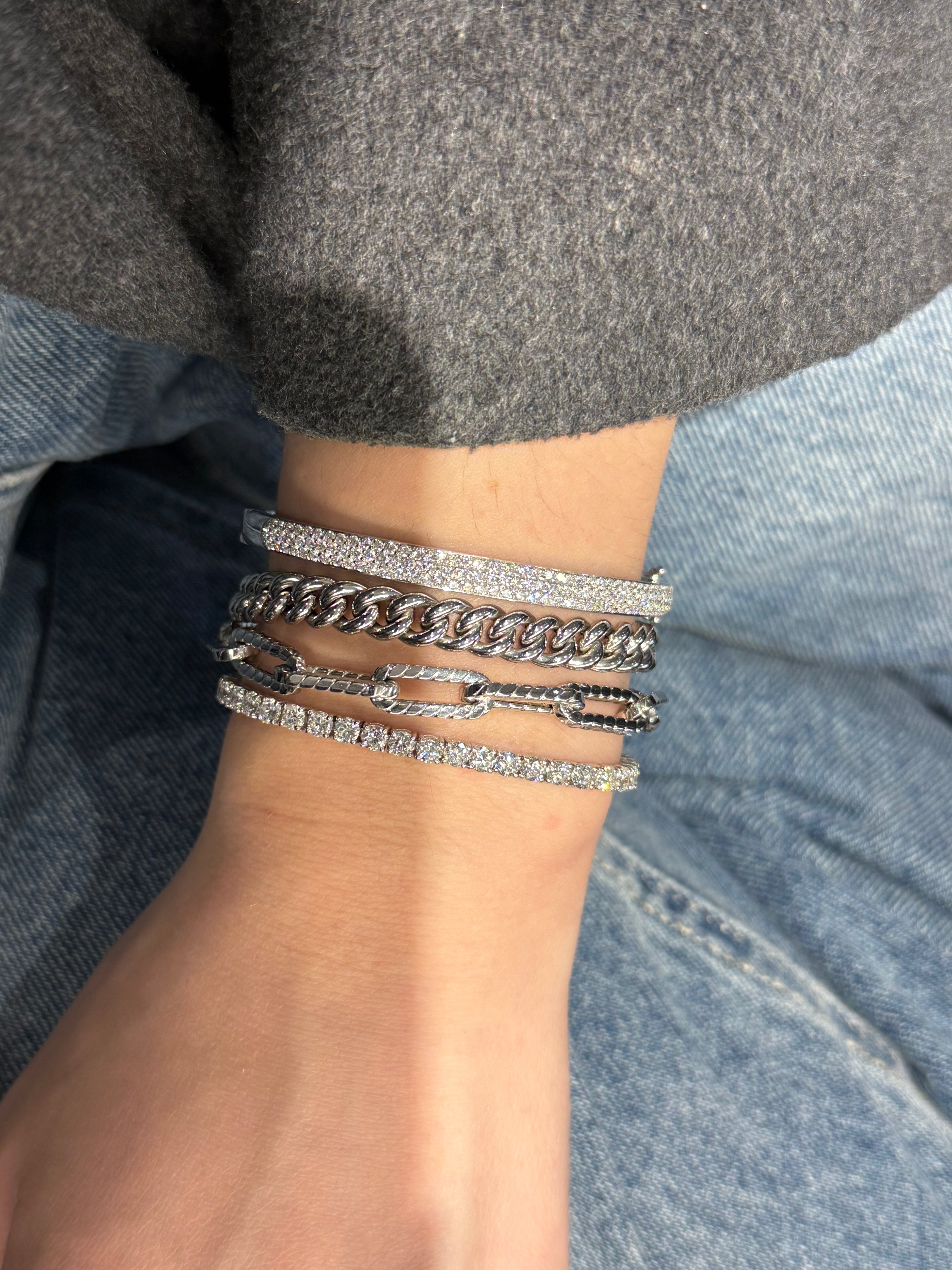 ROUND CUT LAB DIAMOND BRACELET