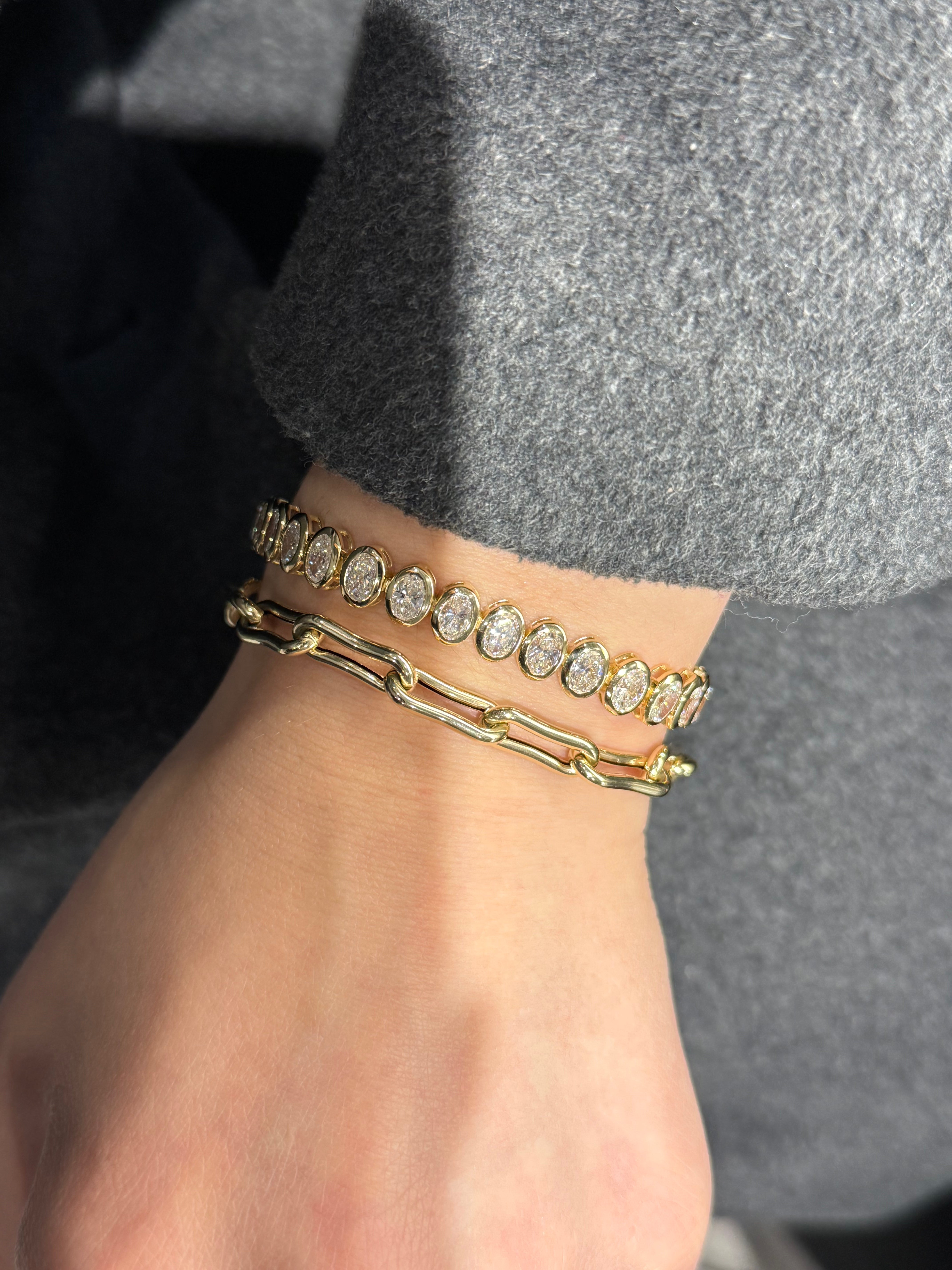 LAB OVAL BEZEL SET DIAMOND TENNIS BRACELET