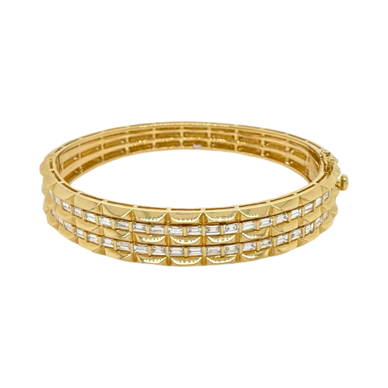 BAGUETTE DIAMOND BANGLE