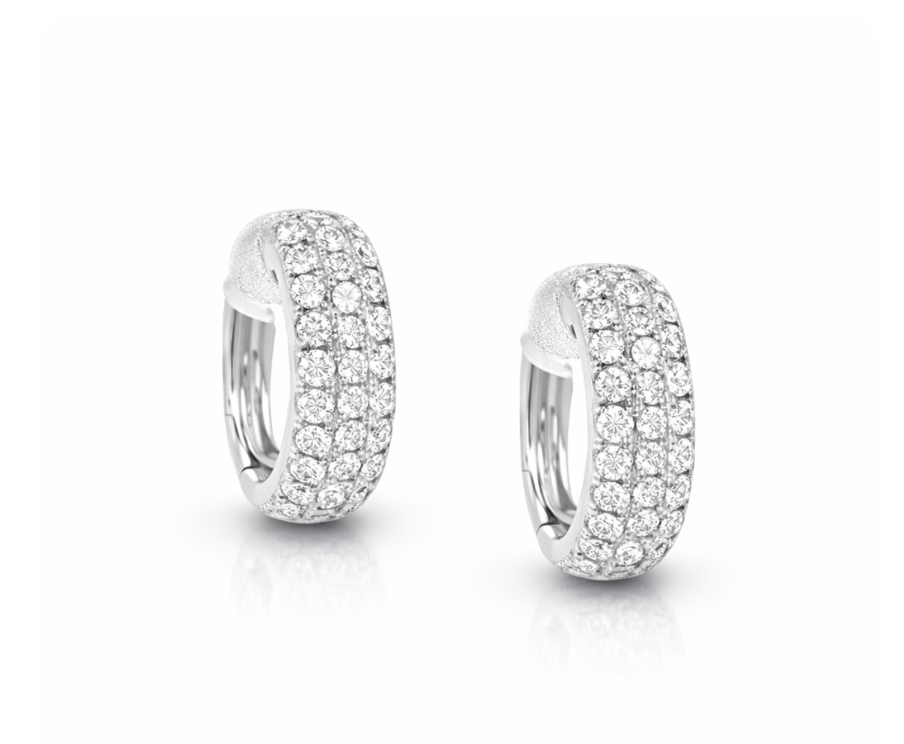 CHUNKY PAVÉ DAIMOND HUGGIES