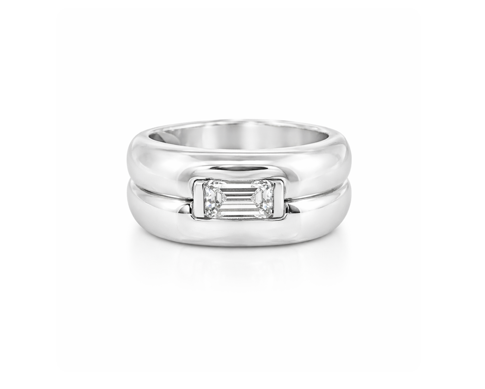 EMERALD CUT DIAMOND RING