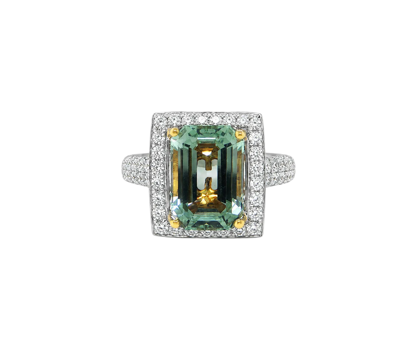 AQUAMARINE & DIAMOND RING