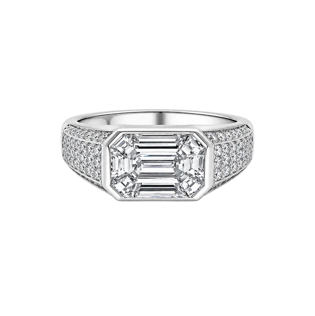 BAGUETTE & PAVÉ DIAMOND RING