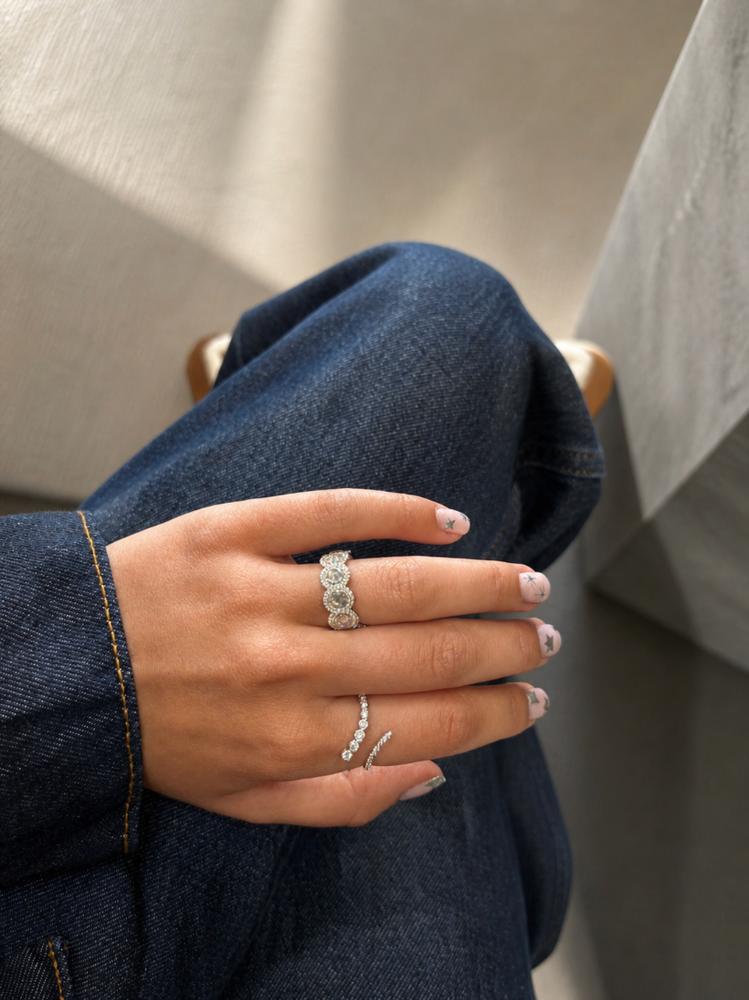 DIAMOND HALO BAND