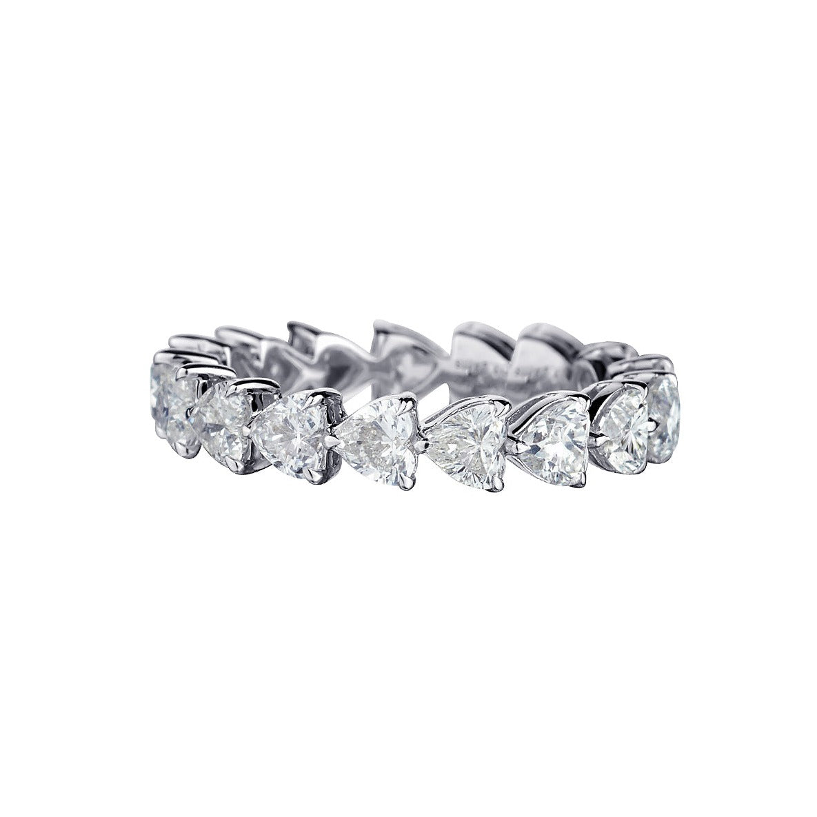 HEART-SHAPED DIAMOND BAND