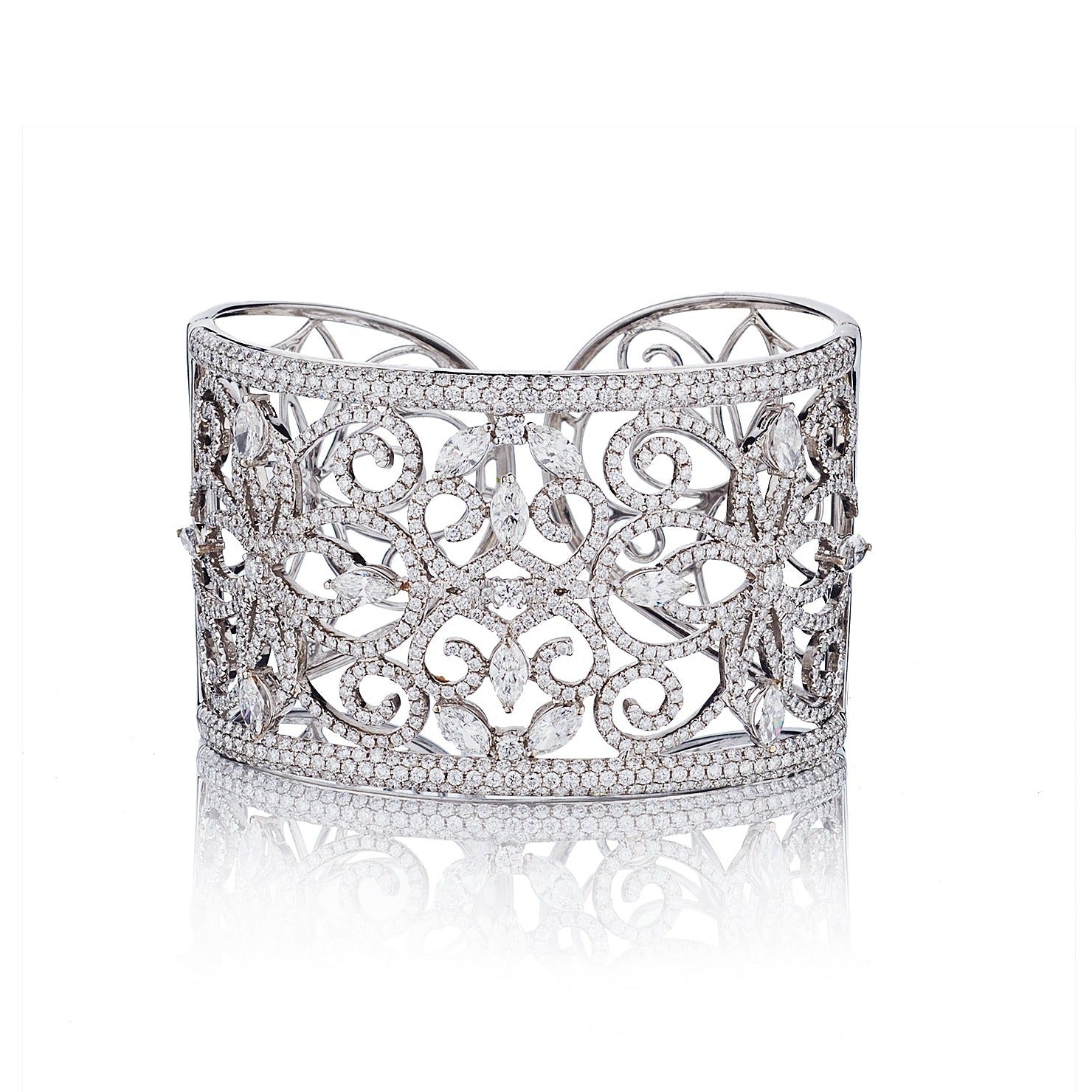 DIAMOND CUFF